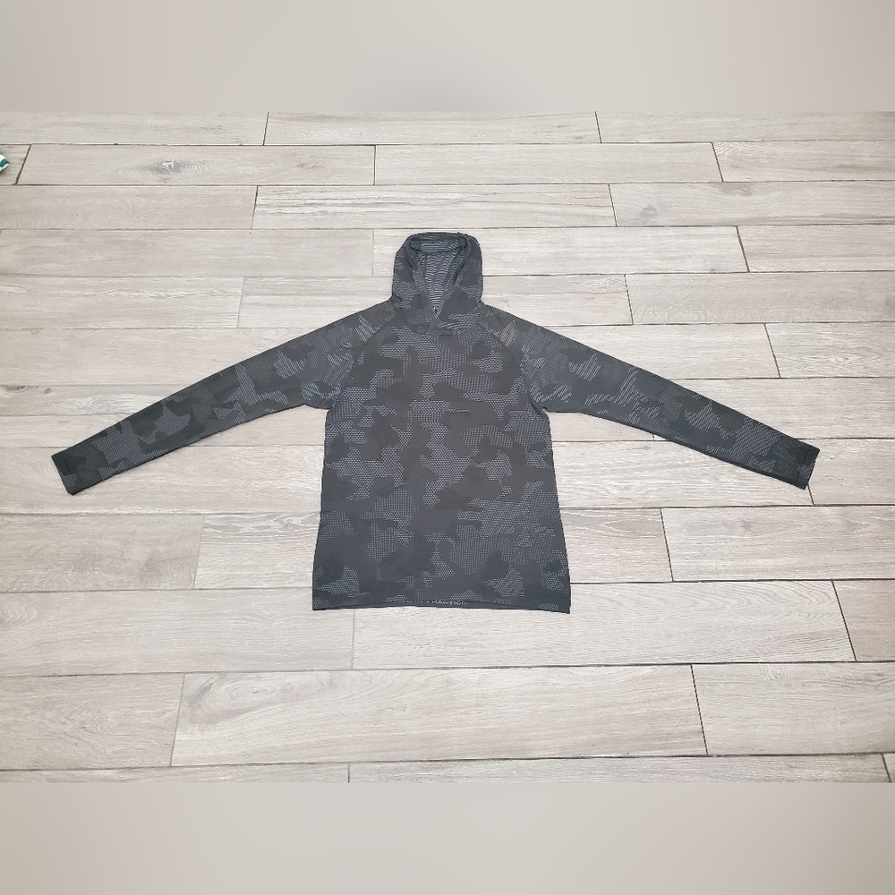 Lululemon men' black gray metal vent tech  geo camo active hoodie sweater size M